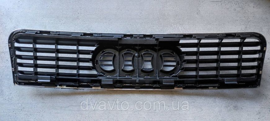 Решітка радіатора Audi A4 8E0853651F 8E0853651F фото
